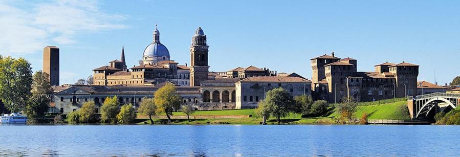 Bed and Breakfast Due Passi Dal Te Mantua Exterior foto