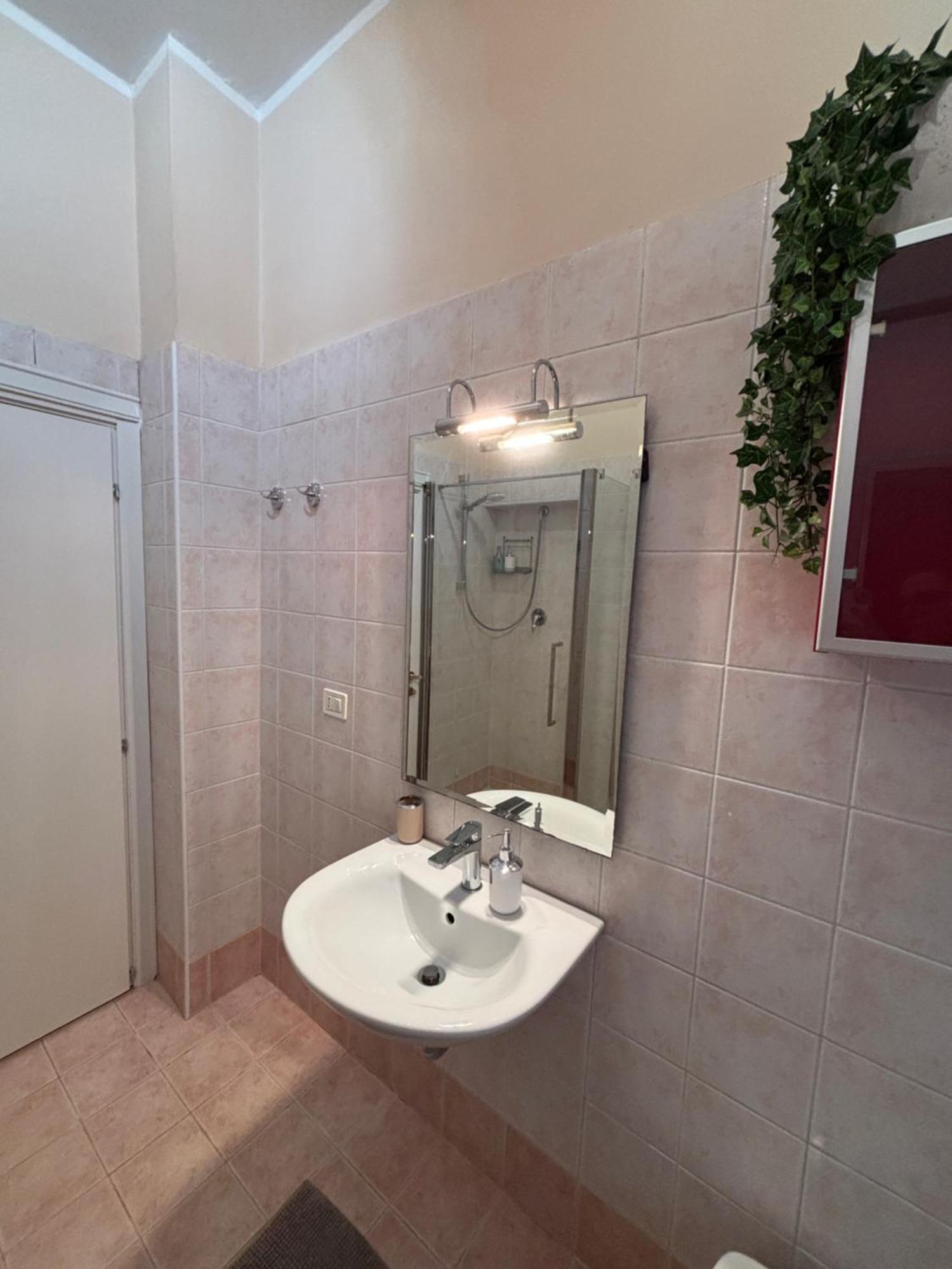 Bed and Breakfast Due Passi Dal Te Mantua Exterior foto